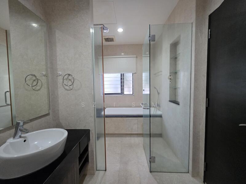3-storey Terraced House for Sale in Kajang (Selangor) - Szli Sim - Bathroom - PropertyGuru.com.my