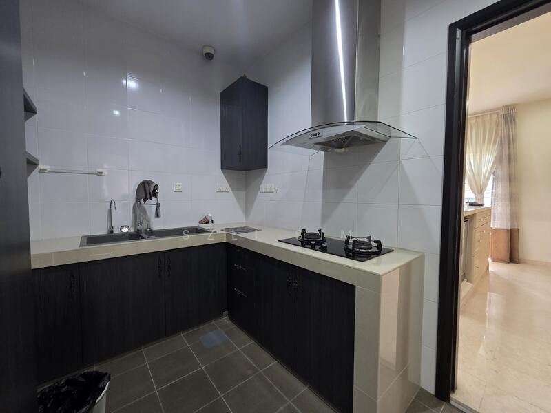 3-storey Terraced House for Sale in Kajang (Selangor) - Szli Sim - Kitchen - PropertyGuru.com.my