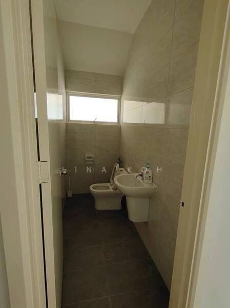 Bungalow for Sale in Setia Eco Park (Setia Alam) - Lina Koh - Bathroom - PropertyGuru.com.my