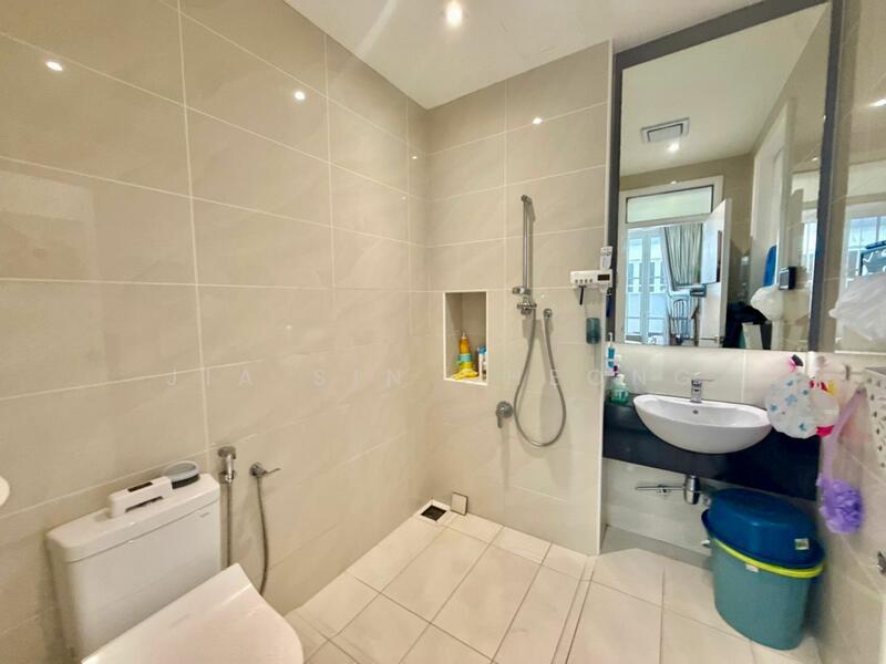 Cluster House for Sale in Taman Ekoflora (Johor Bahru) - Jia Sin Cheong - Bathroom - PropertyGuru.com.my