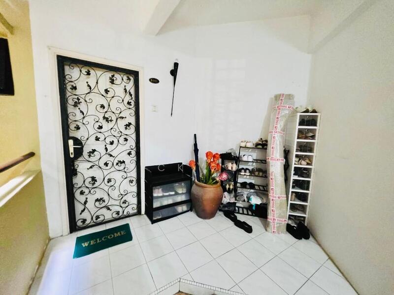 Kondominium untuk Dijual di Eden Fairway Condominium - Rick Goh - Entrance - PropertyGuru.com.my