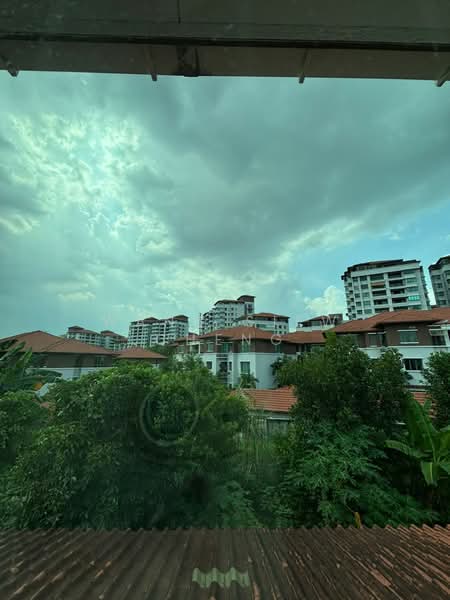 Semi-Detached House for Sale in Petaling Jaya (Selangor) - Wang Siew Cheng - Exterior - PropertyGuru.com.my