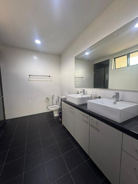 2-storey Terraced House for Sale in Taman Mount Austin (Tebrau) - Apple Chey - Bathroom - PropertyGuru.com.my