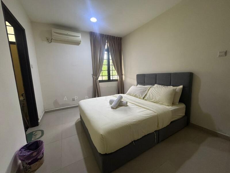 2-storey Terraced House for Sale in Taman Mount Austin (Tebrau) - Apple Chey - Bedroom - PropertyGuru.com.my