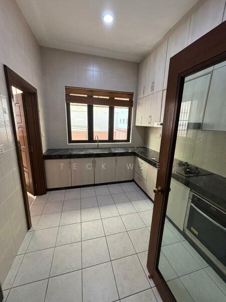 Untuk Disewa - Sierra Seputeh