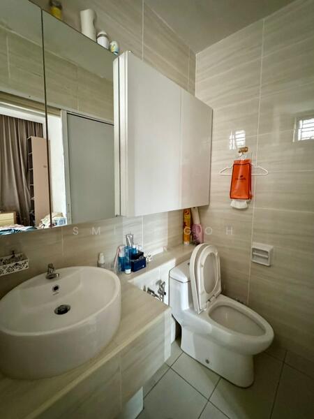 Service Residence for Sale at D'Summit Residences - Smith Goh - Bathroom - PropertyGuru.com.my
