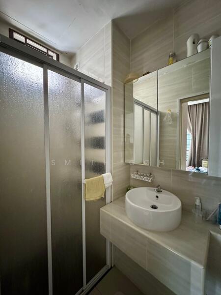 Service Residence for Sale at D'Summit Residences - Smith Goh - Bathroom - PropertyGuru.com.my
