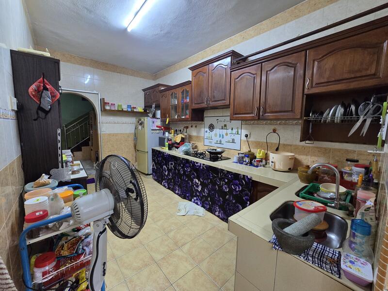 Shah Alam untuk Untuk Dijual - RM 730,000, Mac 2026 - Kitchen - PropertyGuru.com.my