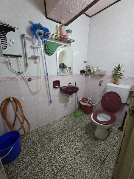 Shah Alam untuk Untuk Dijual - RM 730,000, Mac 2026 - Bathroom 1 - Ground Floor - PropertyGuru.com.my