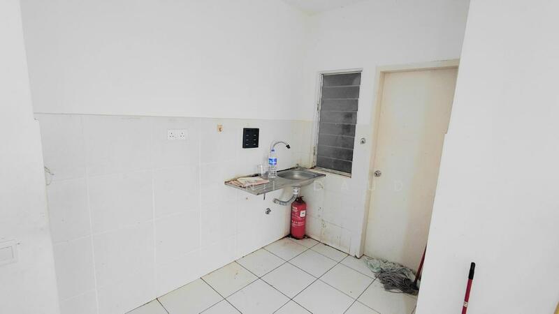 Apartment for Sale at Karisma @ Eco Majestic - Rohani Daud - Kitchen - PropertyGuru.com.my