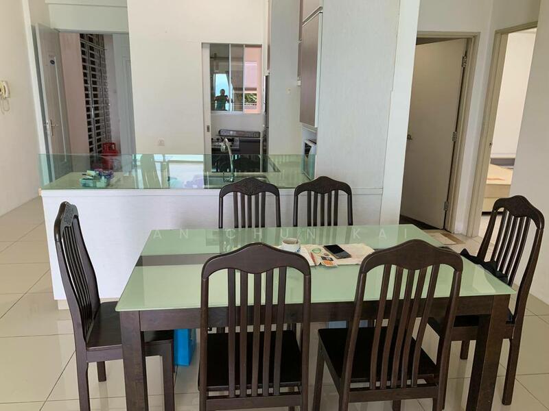 Condominium for Rent at 10 Island Resort - Gan Chun Kai - Dining Room - PropertyGuru.com.my