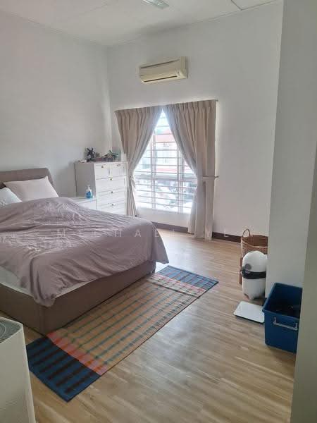 Rumah Teres 2-Tingkat untuk Dijual di Setia Impian (Setia Alam) - Michael Yeo - Master Bedroom - PropertyGuru.com.my