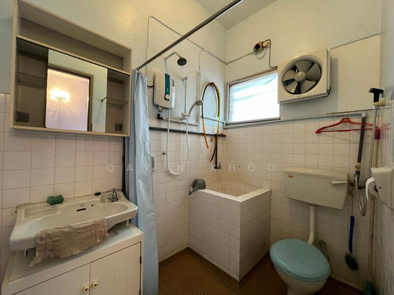 2-storey Terraced House for Sale in Gunung Rapat (Ipoh) - Qazin Khoo - Bathroom - PropertyGuru.com.my