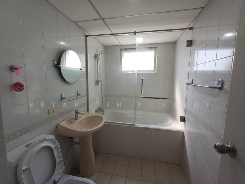 Mont Kiara Pelangi untuk Untuk Disewa - RM 3,300 /bulan, Feb 2026 - Bathroom - PropertyGuru.com.my