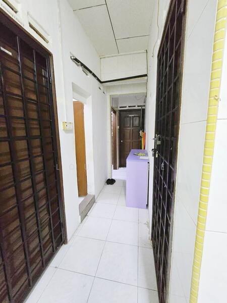 Taman Sri Tebrau | 16 Rooms With Promising Rental Income untuk Untuk Dijual - RM 1,450,000, Mac 2026 - Corridor - PropertyGuru.com.my