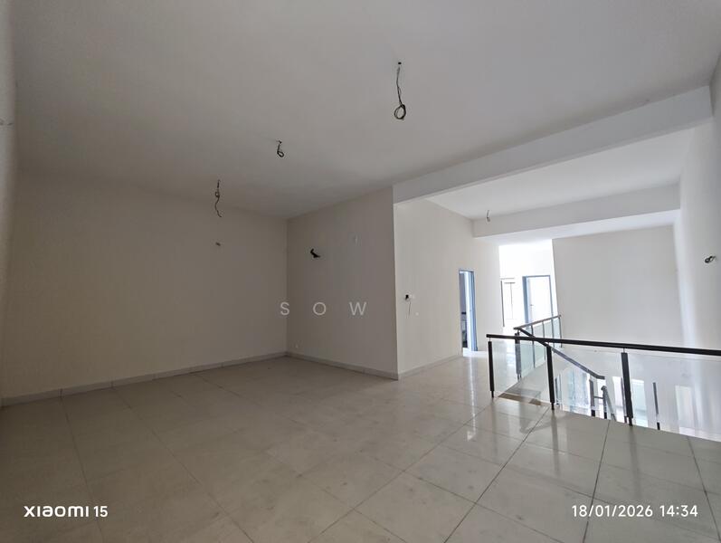 upper floor living area 