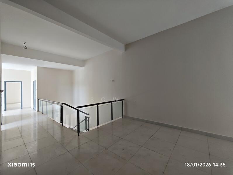 upper floor living area 