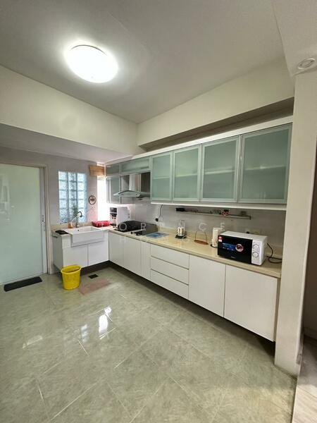 Aloha Tower Condominium untuk Untuk Disewa - RM 2,800 /bulan, Feb 2026 - Kitchen - PropertyGuru.com.my