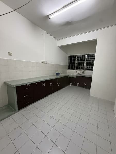 Rumah Teres 2 Tingkat untuk Dijual di Taman Baiduri (Butterworth) - Wendy Pey - Kitchen - PropertyGuru.com.my