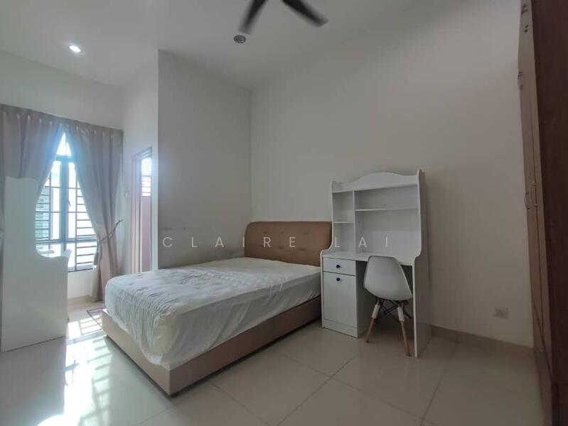 2-storey Terraced House for Rent in Taman Mount Austin (Tebrau) - Claire Lai - Bedroom - PropertyGuru.com.my
