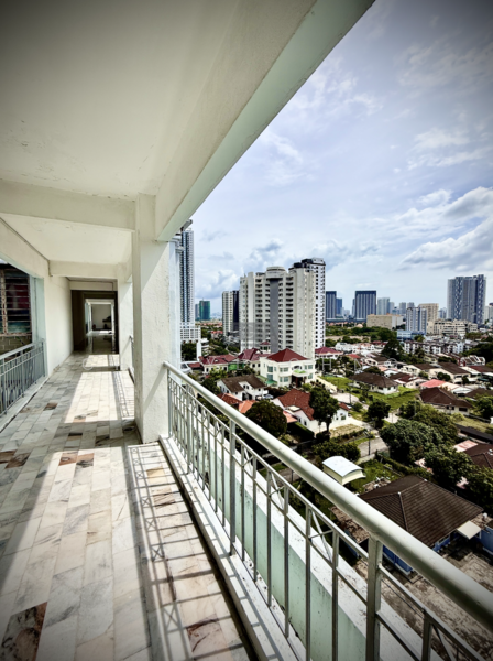 Apartment for Sale at Costa Villa - Cheryl Chng - Corridor - PropertyGuru.com.my