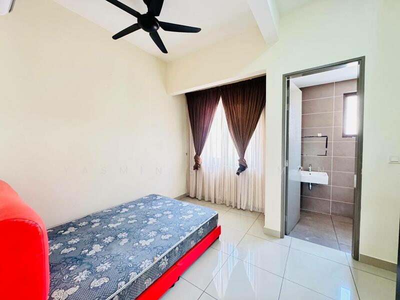 Townhouse for Sale in Kajang (Selangor) - Yasmin Sulaiman - Bedroom - PropertyGuru.com.my