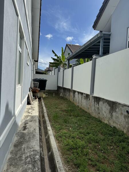 Bungalow for Sale in Taman Senawang Perdana (Senawang) - Alicia Chan - Exterior - PropertyGuru.com.my