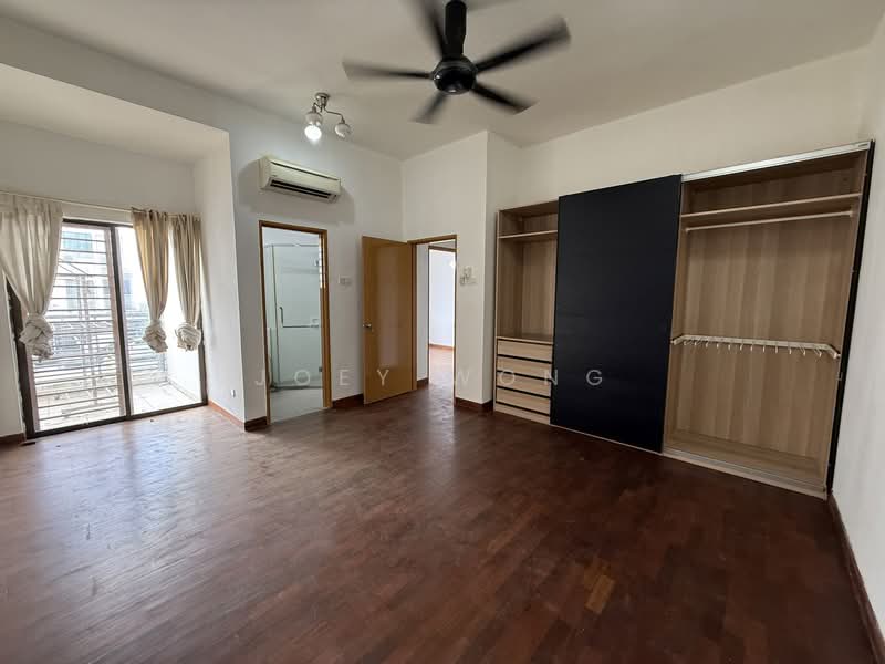 Townhouse for Sale in 16 Sierra (Puchong) - Joey Wong - Bedroom - PropertyGuru.com.my