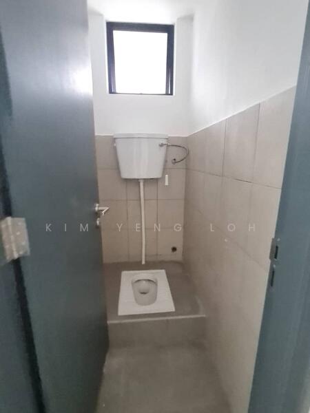 Kedai untuk Dijual di Iskandar Puteri (Nusajaya) (Johor) - Kim Yeng Loh - Bathroom - PropertyGuru.com.my