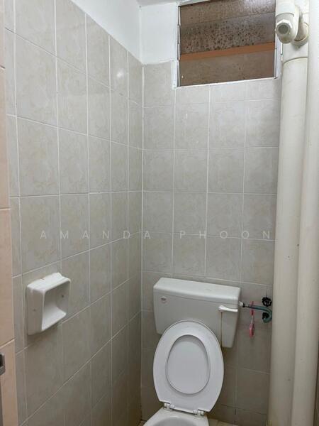 Apartment for Sale at Pinang Emas - Amanda Phoon - Bathroom - PropertyGuru.com.my