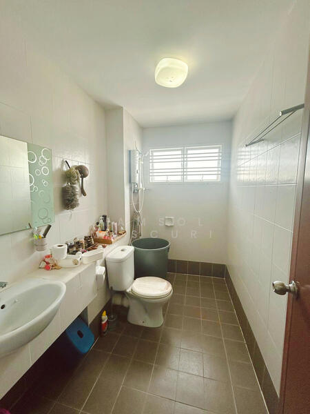 2-storey Terraced House for Sale in Hill Park (Semenyih) - Kamsol Mascuri - Bathroom - PropertyGuru.com.my