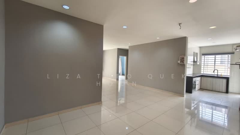 Townhouse for Sale in Damansara Jaya (Petaling Jaya) - Liza Tieo Quek Hoon - Living Room - PropertyGuru.com.my