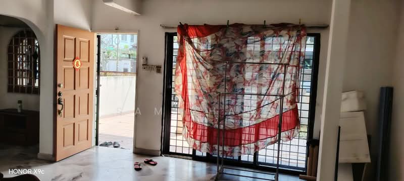 Bandar Country Homes untuk Untuk Dijual - RM 600,000, Mac 2026 - Entrance - PropertyGuru.com.my