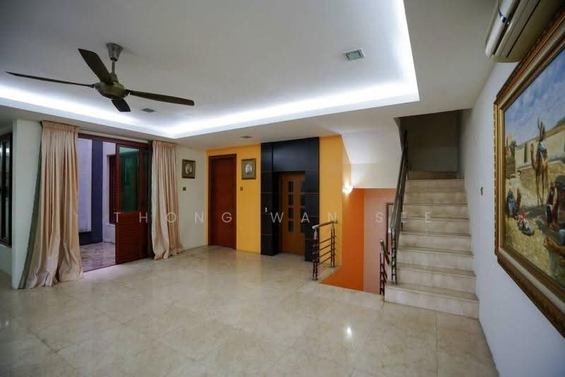 Bungalow House untuk Dijual di Bangsar Baru (Bangsar) - Thong Wan See - Living Room - PropertyGuru.com.my