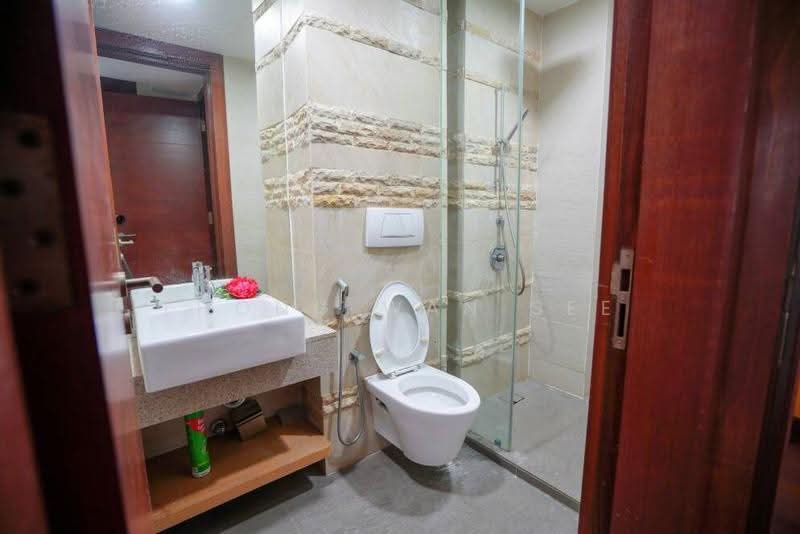 Bungalow House untuk Dijual di Bangsar Baru (Bangsar) - Thong Wan See - Bathroom - PropertyGuru.com.my