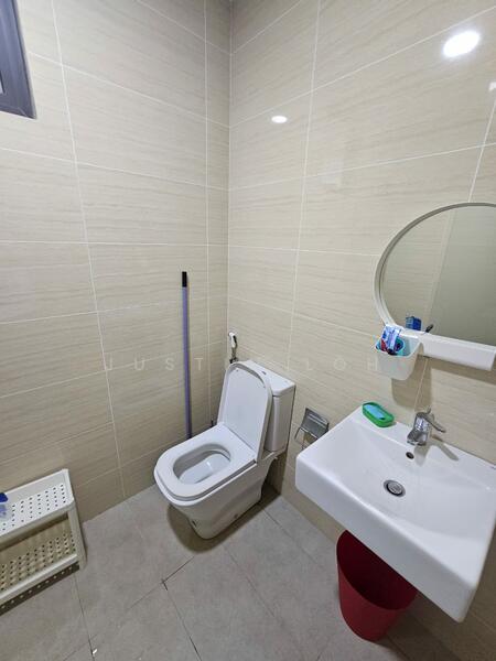 Service Residence for Sale at Setia SKY Residences - Justin Loh - Bathroom - PropertyGuru.com.my
