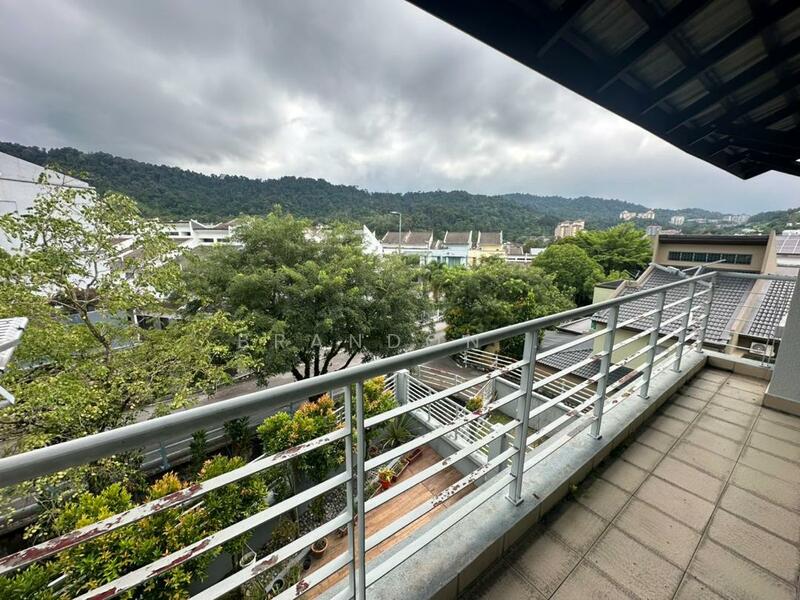 Rumah Teres 2.5 Tingkat untuk Dijual di Sering Ukay (Ampang) - Brandon . - Balcony - PropertyGuru.com.my