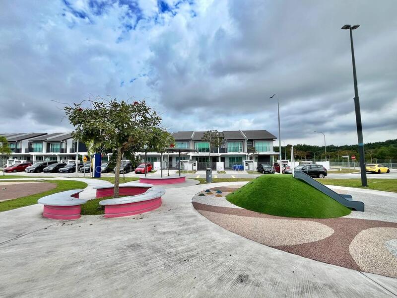 Rumah Teres 2 Tingkat untuk Dijual di Semenyih (Selangor) - Aqillah Razali - Exterior - PropertyGuru.com.my