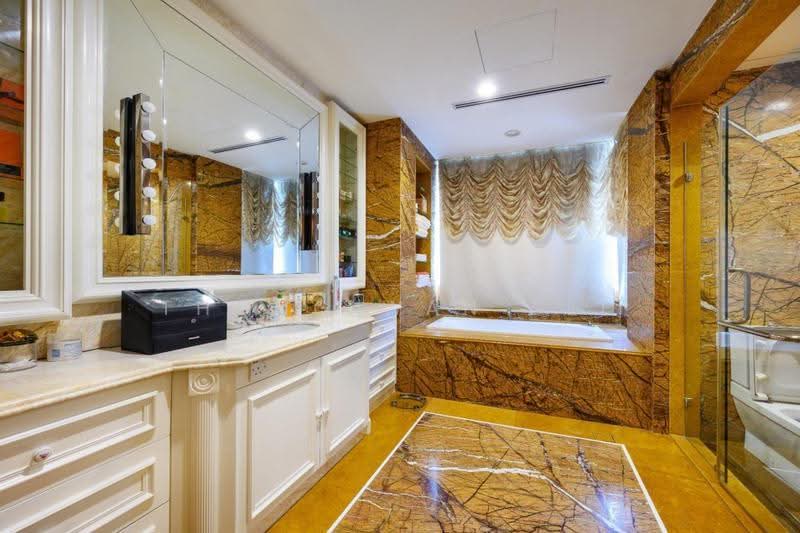 Kondominium untuk Dijual di One Menerung - Thong Wan See - Bathroom - PropertyGuru.com.my