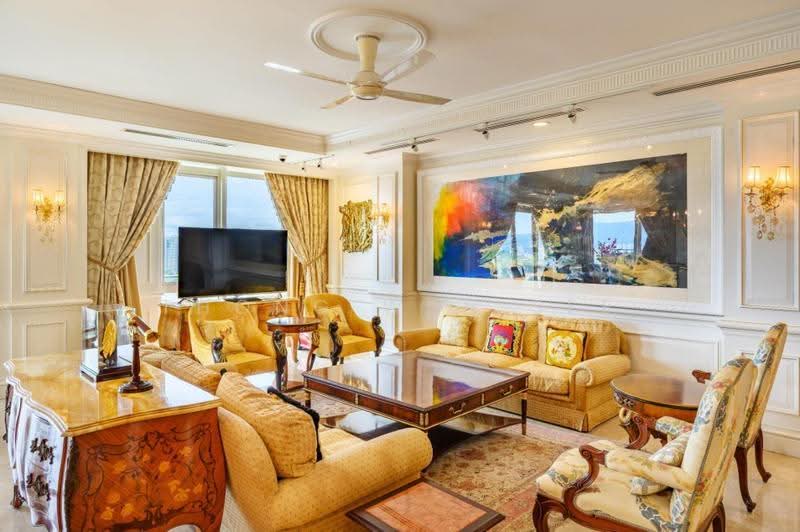 Kondominium untuk Dijual di One Menerung - Thong Wan See - Living Room - PropertyGuru.com.my