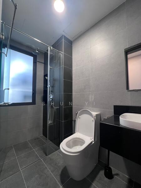 Sunway Velocity TWO untuk Untuk Disewa - RM 2,100 /bulan, Mac 2026 - Bathroom - PropertyGuru.com.my