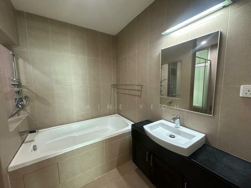 Gurney Paragon untuk Untuk Disewa - RM 7,000 /bulan, Mac 2026 - Bathroom - PropertyGuru.com.my