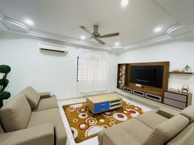 Bungalow for Rent in Dengkil (Selangor) - Ken Yap - Living Room - PropertyGuru.com.my