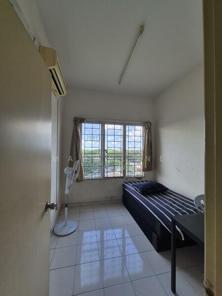 Untuk Disewa - Nilam Puri