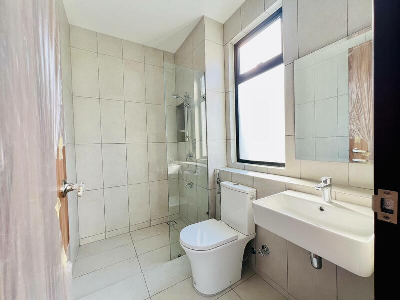 Semi-Detached House for Sale in Elmina (Shah Alam) - Loharaj . - Bathroom - PropertyGuru.com.my