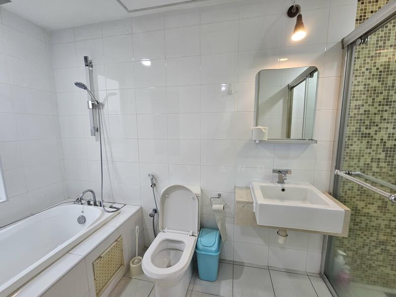 Service Residence for Rent at Park Tower - Kelly Ang - Bathroom - PropertyGuru.com.my