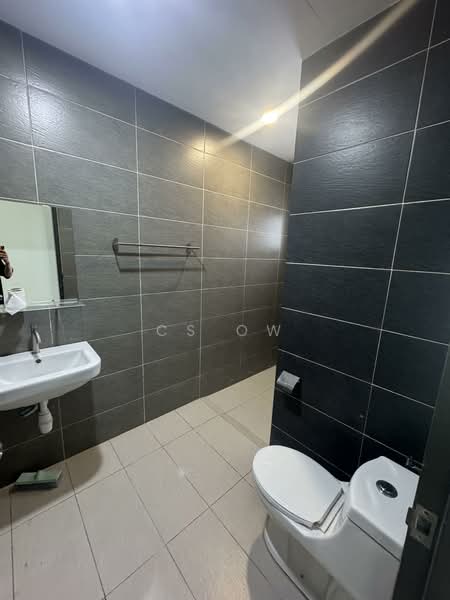 The Henge untuk Untuk Disewa - RM 1,950 /bulan, Mac 2026 - Bathroom - PropertyGuru.com.my