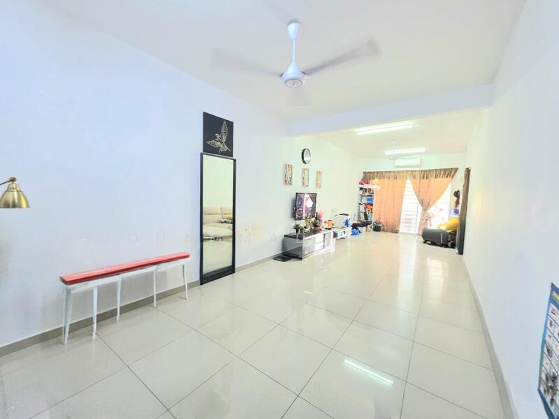 Rumah Teres untuk Dijual di Taman Temerloh Jaya (Perak) - Mohammad Azizi - Living Room - PropertyGuru.com.my