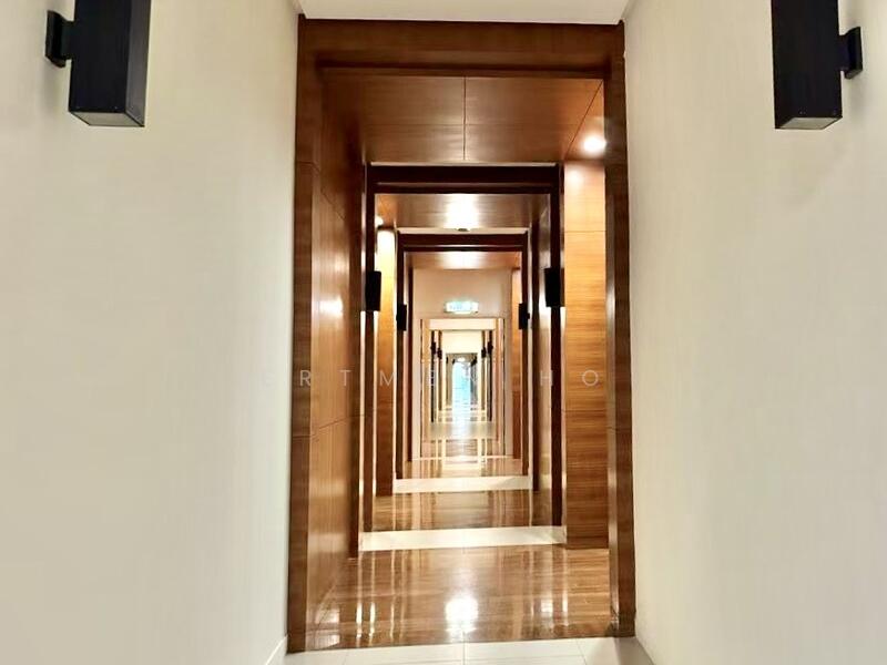 Straits Quay (The Suites at Waterside) untuk Untuk Dijual - RM 750,000, Mac 2026 - Corridor - PropertyGuru.com.my