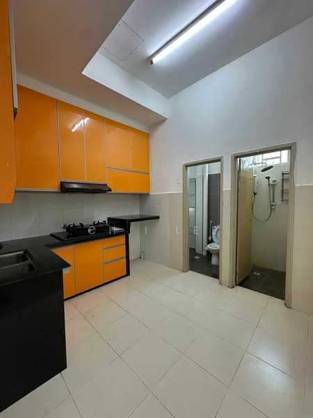 Taman Impian Indah,Alma, Bukit Mertajam untuk Untuk Disewa - RM 1,200 /bulan, Apr 2026 - Kitchen - PropertyGuru.com.my